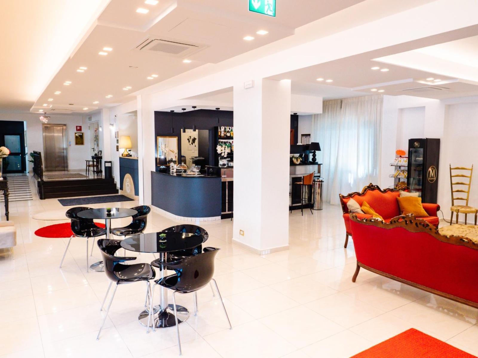 Hotel Antagos Montesilvano Marina エクステリア 写真